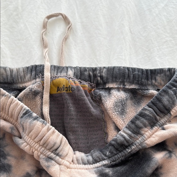 AVIATOR NATION SWEATS - Picture 4 of 5